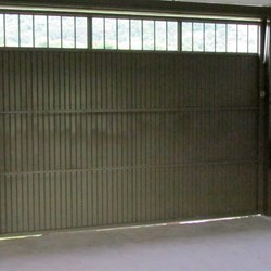 automatic gate remote controlled