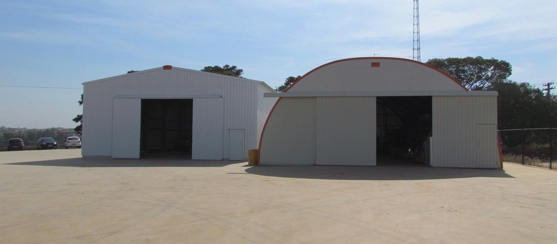 Frisomat do Brasil Galpão Express: o Delta e o Omega+ lado a lado